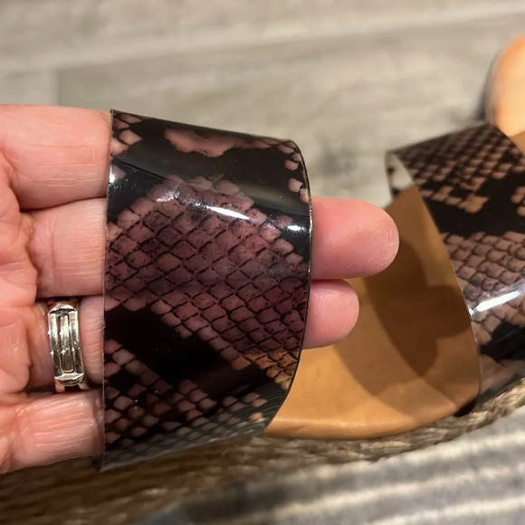 Adrienne Vitadini Size 7 1/2 Bandit wedge sandals - Picture 7 of 9